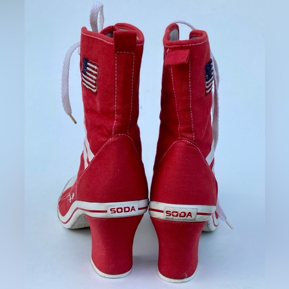 Soda high heel high sneakers with American flag patch Red/White size 9 preloved - Picture 5 of 10